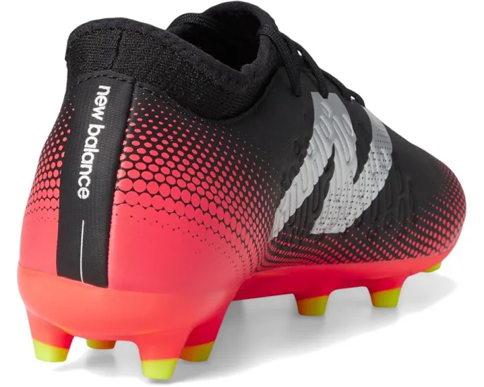 New Balance TEKELA MAGIQUE FG V4+ с шипами и низким силуэтом