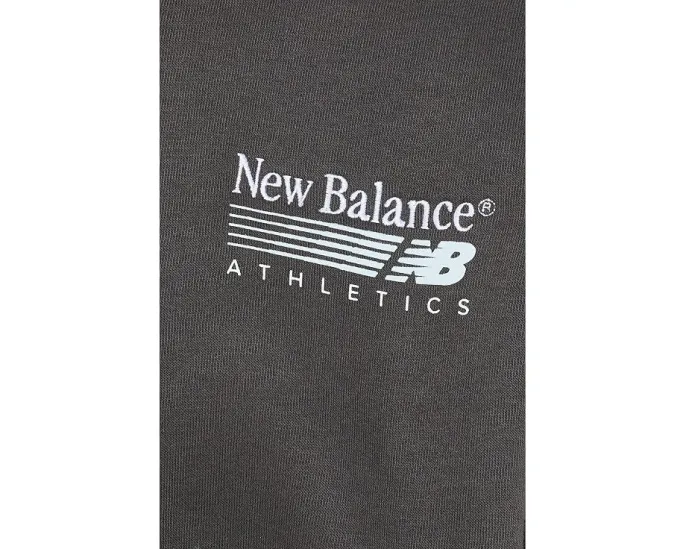 Флисовая кофта Trackside Fleece Crew New Balance черный оверсайз
