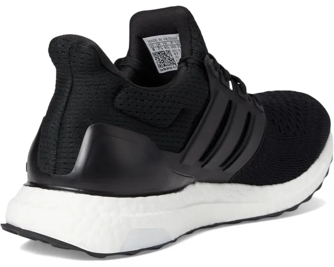 Беговые кроссовки Adidas Ultraboost 1.0 с технологией BOOST