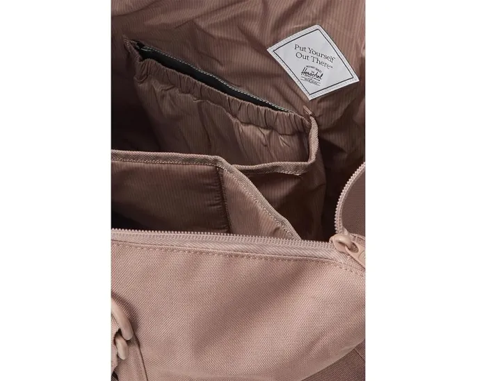 Сумка-дафл Herschel Supply Co. Strand для пеленок с органайзером