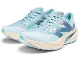 Беговые кроссовки New Balance FuelCell Rebel v4 с пеной FuelCell