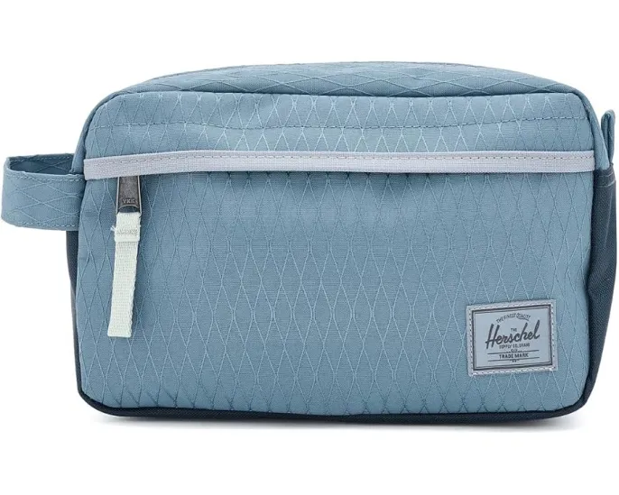 Дорожная косметичка Chapter с карманом на молнии Herschel Supply Co.