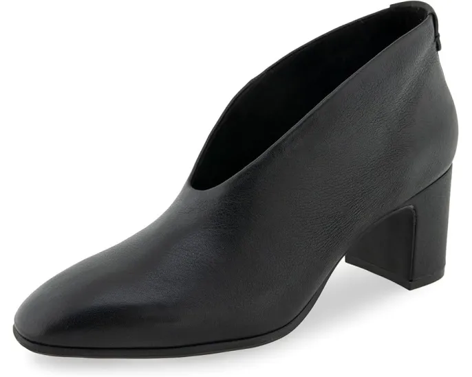 Ботинки Aerosoles Maud с зауженным носком и высоким подъемом на устойчивом каблуке