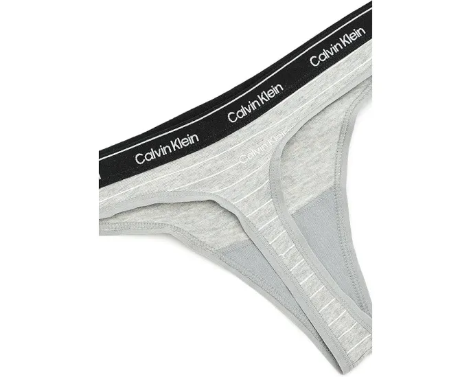 Трусы-стринги Calvin Klein Underwear Icon Logo 7 шт с фирменной резинкой