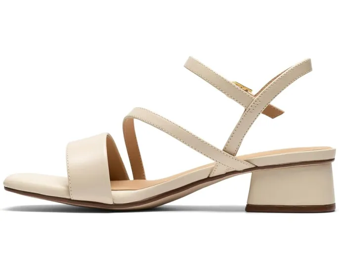 Сандалии Clarks Serina 35 Strap с ремешками на пряжках и стелькой Contour Cushion