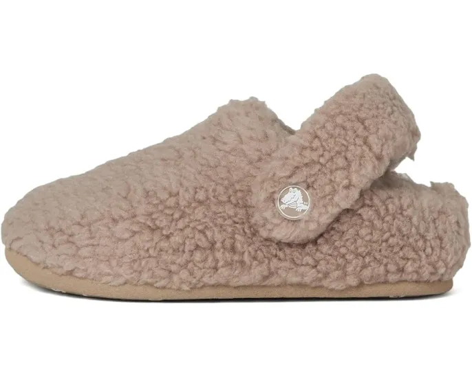 Уютные тапочки Crocs Classic Cozzzy с искусственным мехом и противоскользящей подошвой