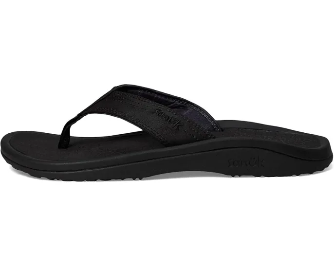 Сандалии Sanuk On The Rocks с быстросохнущим верхом и анатомической поддержкой