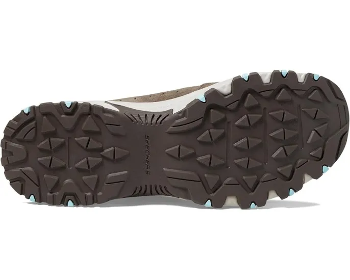 Трекинговые ботинки Skechers Hillcrest Sunapee с технологией Hands Free Slip-Ins
