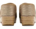Клоги Dansko Professional из кожи Gold с пенной подошвой