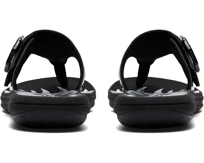 Сланцы Breeze Cove Clarks с технологией Cloudsteppers и стелькой Cushion Soft