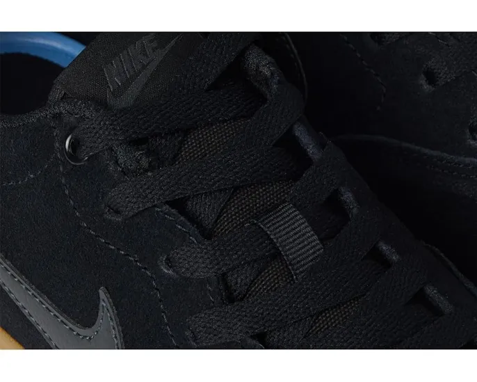 Кроссовки Nike Charge Suede с вулканизированной подошвой и пеной в средней части