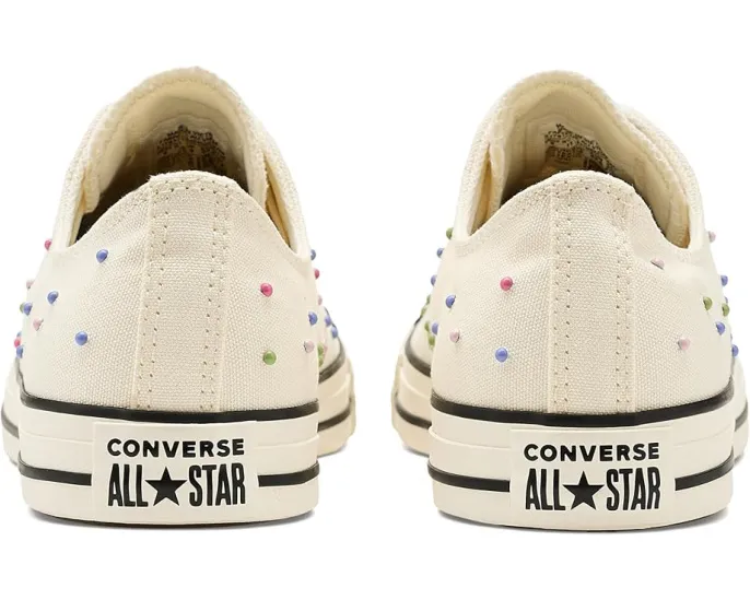 Кроссовки Converse Chuck Taylor All Star Low Top Mini Studs с пайетками на канве и резиновой подошвой