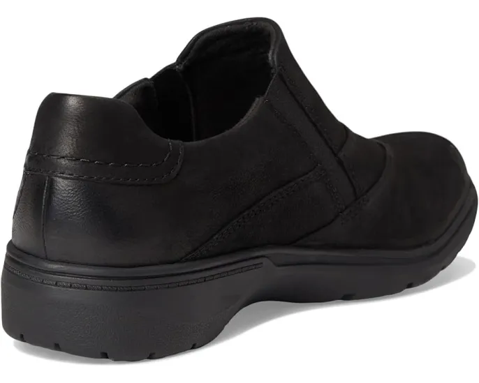Слипоны Clarks Carleigh Abby из премиальной кожи с эластичной вставкой