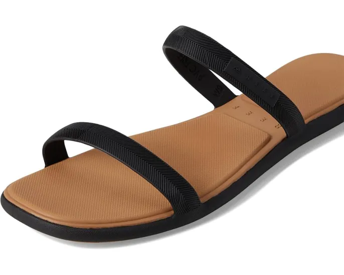 Сандалии Reef Water Willow Marina с гибким верхом из ТПУ и мягкой стелькой из ЭВА