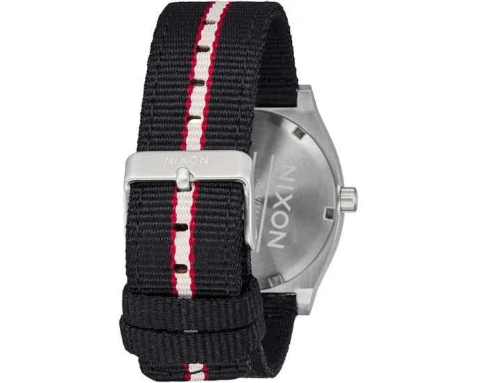 Nixon Часы Time Teller Nylon с нейлоновым ремешком и водозащитой 100 м