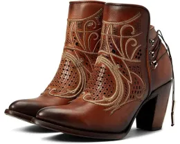 Ботинки Cuadra CU434 с острым носком на квадратном каблуке и перфорацией