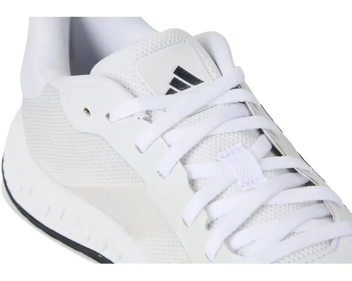 Кроссовки Adidas Everyset Trainer с переработанными материалами и усилением midfoot