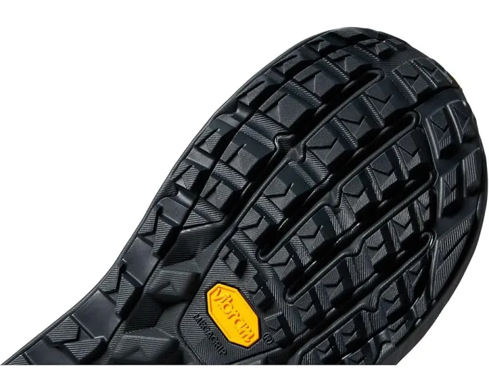 Низкие треккинговые кроссовки Altra Olympus 6 Hike Low GTX с технологией GORE-TEX