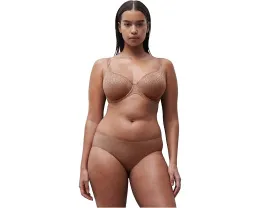 Бюстгальтер Chantelle Belle без косточек с глубоким вырезом
