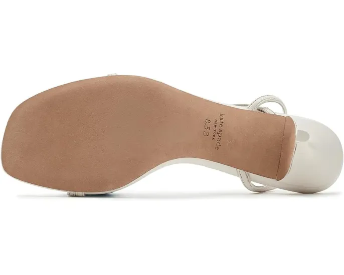 Босоножки Lily High Heel на каблуке-рюмочке от Kate Spade New York с кожаным верхом и открытым квадратным носком