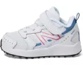 Кроссовки New Balance Fresh Foam 650 на шнурках с верхней липучкой для малышей