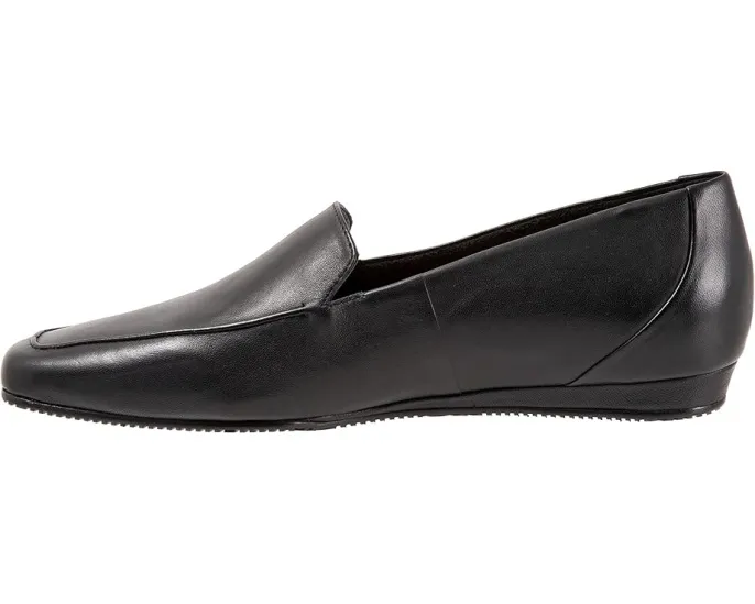 Мокасины SoftWalk Vista со стелькой из пены с памятью формы