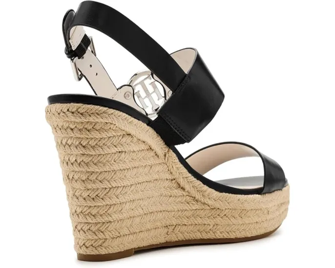 Босоножки Tommy Hilfiger Kahdy на танкетке с регулируемой пряжкой