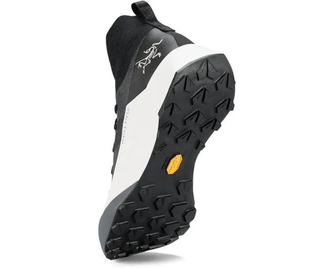 Треккинговые ботинки Arc'teryx Vertex Speed с двухплотностной подошвой
