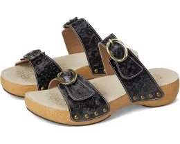 Сандалии Nostalgish с двумя ремешками и клиновидным каблуком