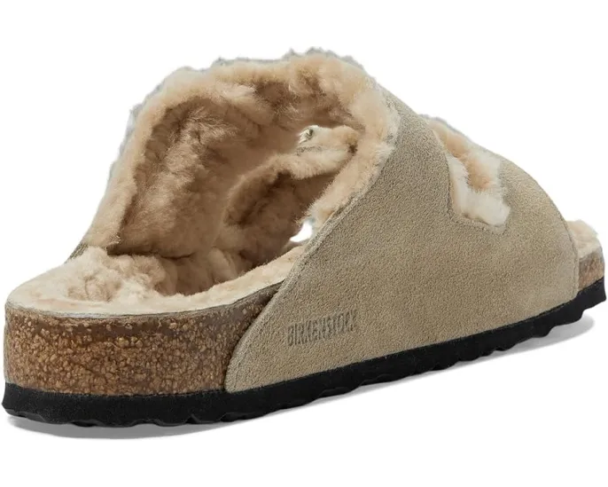 Унисекс сандалии Birkenstock Arizona из замши с подкладкой из овчины