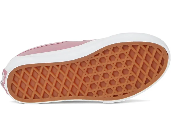 Детские туфли Mary Jane от Vans с классическим силуэтом и холщовым верхом