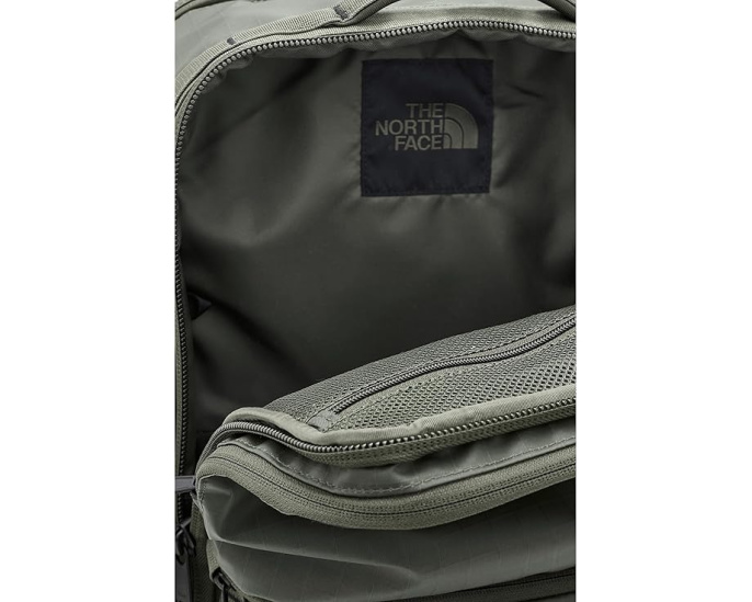 The North Face Base Camp Voyager Travel Pack рюкзак дорожный 35 литров