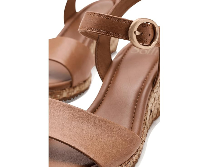 Босоножки Sofft Inez Leather на танкетке