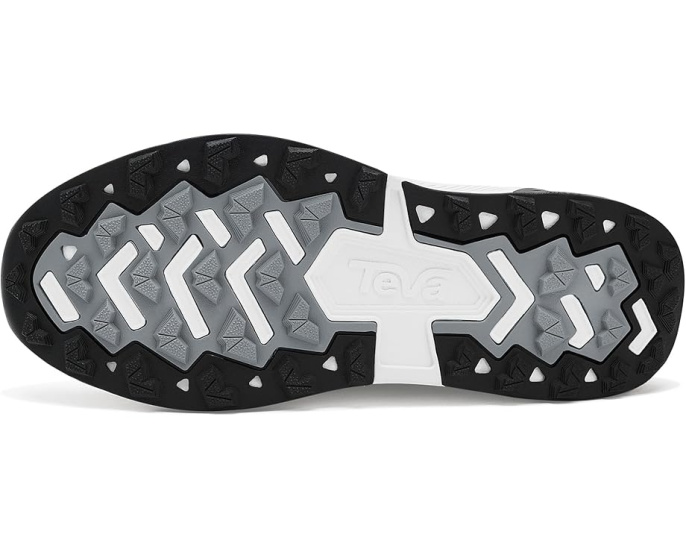 Кроссовки Hurricane Trailsetter от Teva с переработанным верхом и системой W Strapping