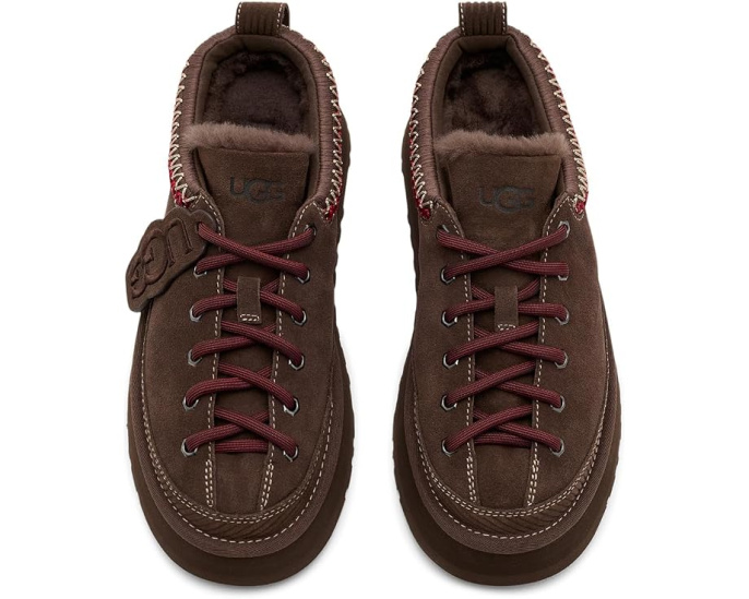Домашние тапочки UGG Heritage Lace-Up со съемным шармом из овчины