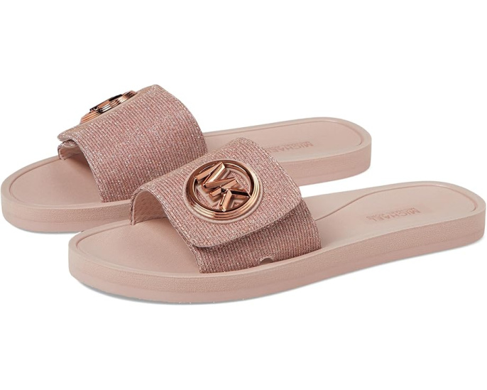 Сланцы MICHAEL Michael Kors с амулетом и мягкой стелькой