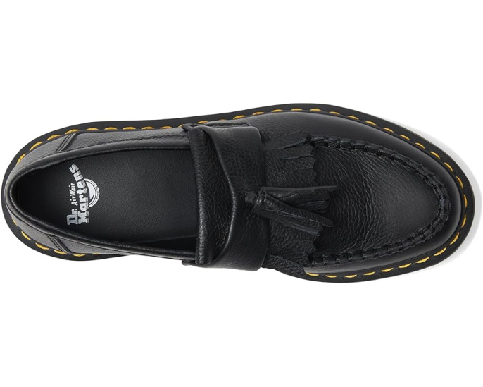 Мокасины Dr. Martens Adrian с кисточками и подошвой Airwair