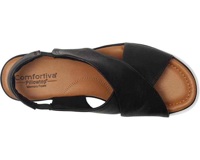 Сандалии Comfortiva Emilee на клиновидном каблуке с перекрестными ремешками