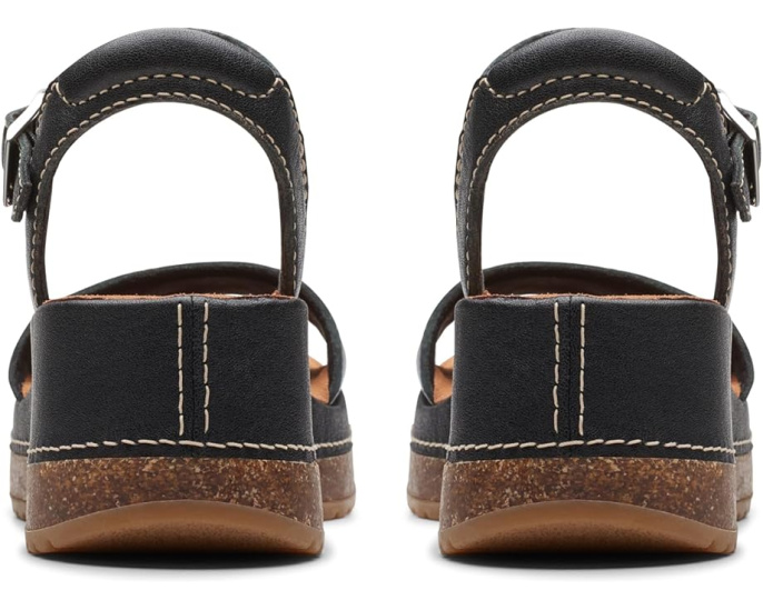 Сандалии Clarks Kassanda Lily на платформе с регулируемым ремешком