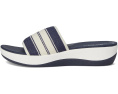 Сандалии Clarks Arla Hollis из коллекции Cloudsteppers на подошве из ЭВА