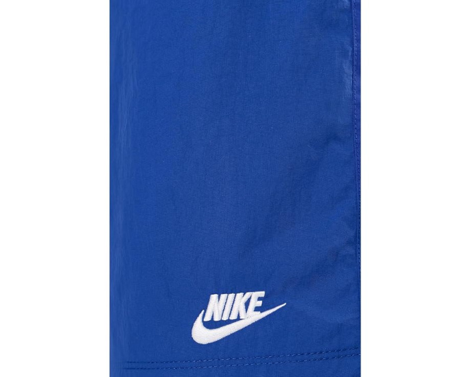 Шорты Nike Club Sport с влагоотводящей тканью