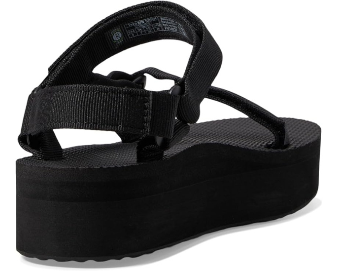 Сандалии Teva Flatform Universal на платформе из переработанных материалов