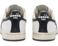 Кроссовки Diadora Prestige Used в ретро-стиле с эффектом потертости
