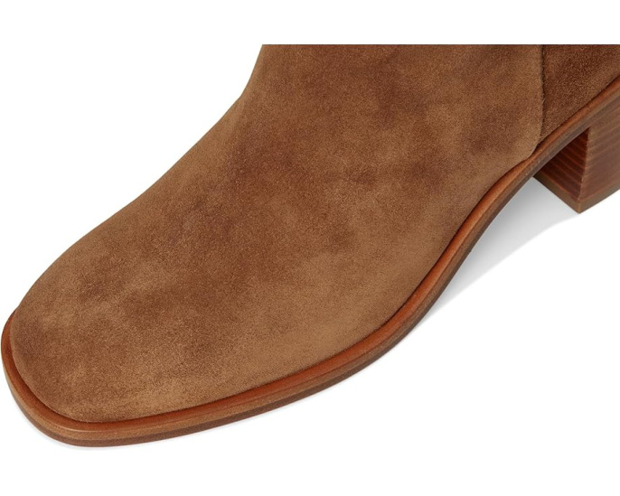Ботинки Stuart Weitzman Finn до колена с квадратным носком на устойчивом каблуке