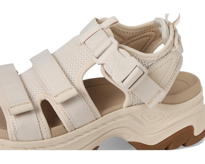 Сандалии Hurricane Ampsole Gaila от Teva на платформе с веревочным декором