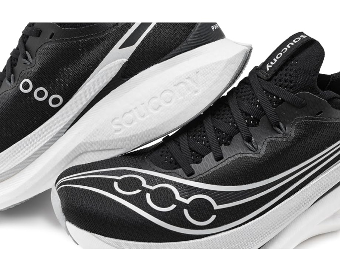 Беговые кроссовки Saucony Endorphin Pro 5 с карбоновой пластиной