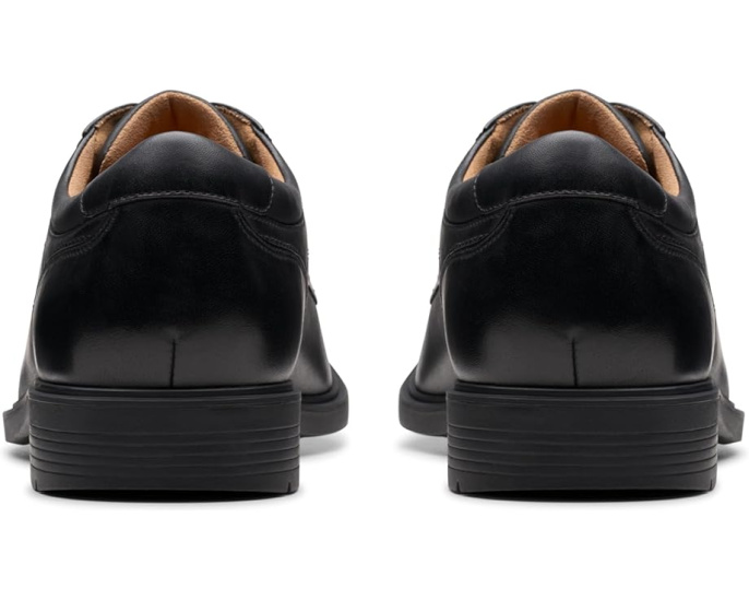 Оксфорды Clarks Eldredge Plain с носком мокасинного типа