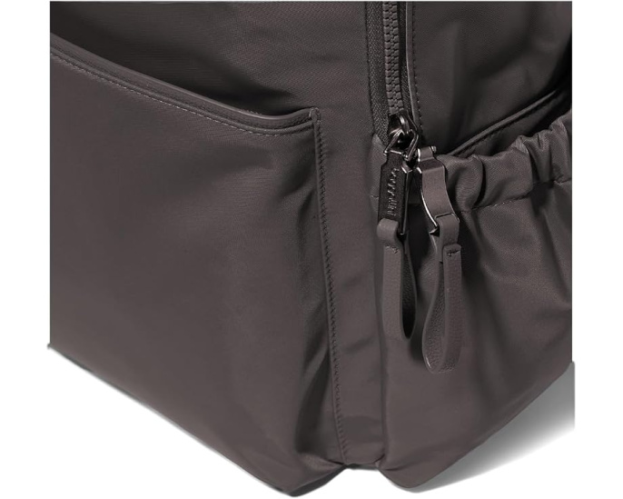 Рюкзак Baggallini Tribeca Expandable Laptop с отделением для ноутбука