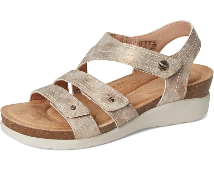 Босоножки Clarks Calenne Clara на клине с ремешками из кожи