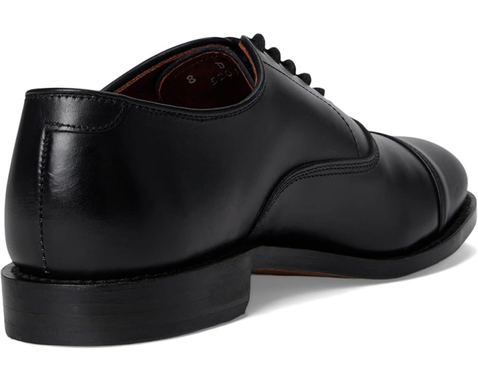 Оксфорды Allen Edmonds Park Avenue из премиальной кожи с мыском